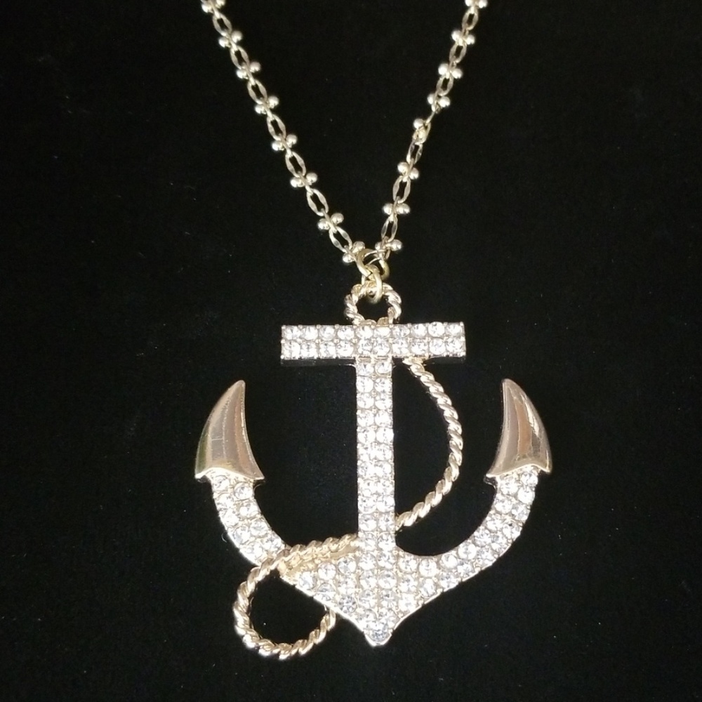 NWT Hand Crafted Rhinestone Anchor Pendant Goldtone Finish Necklace - Picture 4 of 12